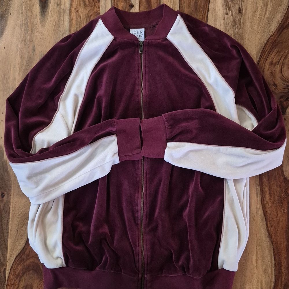 Vtg. John Blair, 75% Cotton Blend, Velour Zip Up Jacket